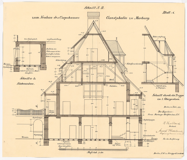 Schwarz-weißes Architekturzeichnung eines Hauses mit zahlreichen Fenstern und einem Dach, beschriftet als das erste Haus in Deutschland, begleitet von detaillierten Bauplänen und Text.