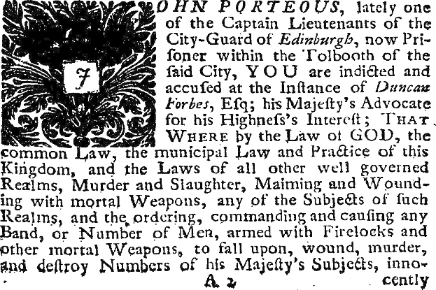 Schwarz-weißes Bild eines Mannes in Anzug und Krawatte, der ein Dokument mit Text hält, der ihn der Anklage beschuldigt.