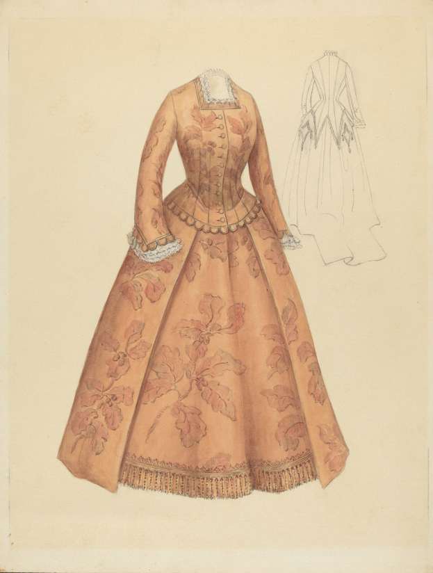 Ein detailliertes 18. Jahrhundert Kostüm-Entwurf-Zeichnung eines bodenlangen Kleides mit hohem Kragen, floral gemustertem Oberteil in Rosa, Lila und Blau, und einer Spitzenbesetzten Röcke.