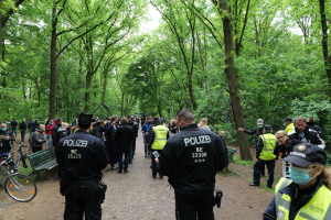 POL-DO: Polizei beschlagnahmt Autos, schlägt Messerträger-Verbote vor - und setzt konsequent die Umsetzung des Konzepts 'Präsenzschwerpunkt' fort