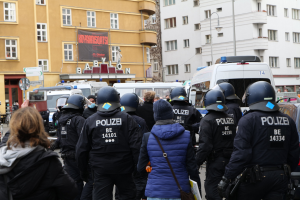 POL-WES: Dinslaken - Eine Person bei Streit beim Fuballspiel verletzt