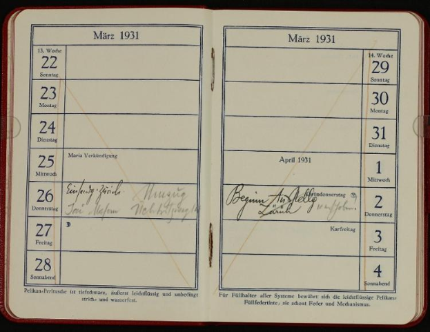 Offenes deutsches Tagebuch aus dem Jahr 1931 mit handschriftlichen Einträgen, das auf einem offenen Buch mit einem Kalender darauf liegt.