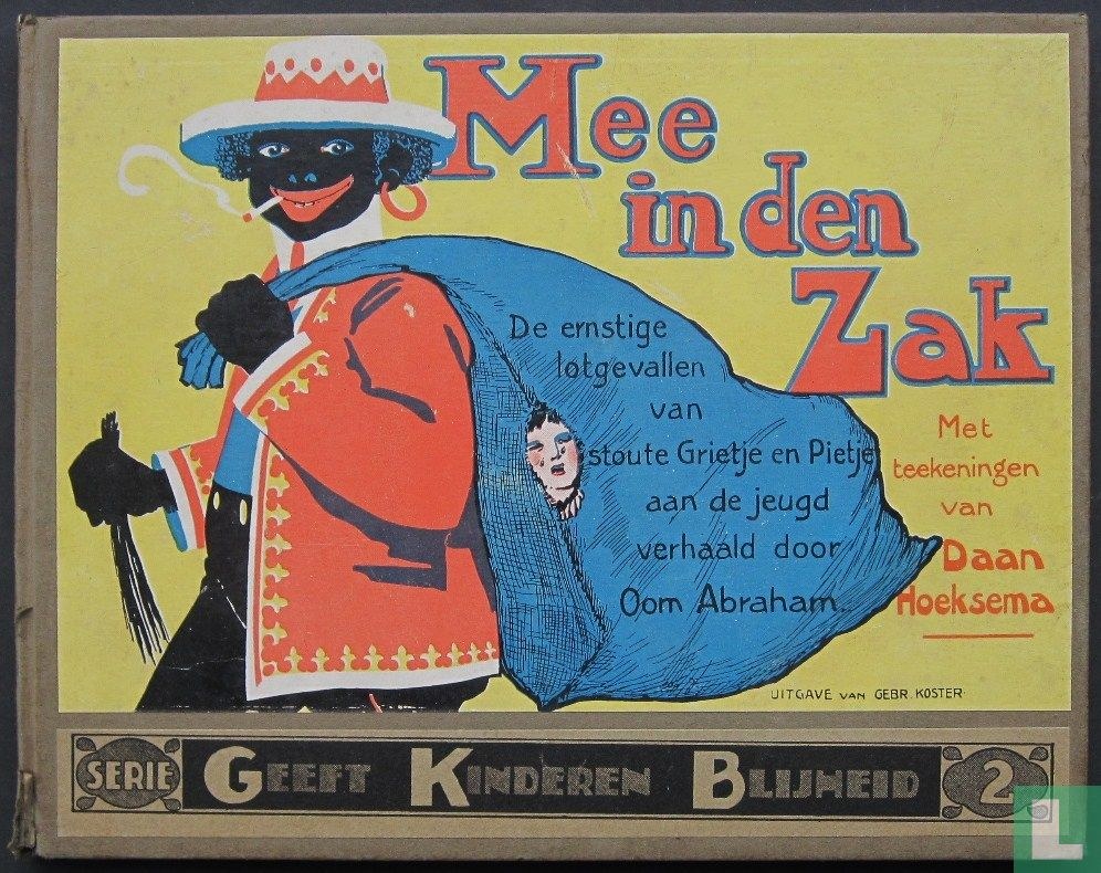 Ein Plakat auf einer schwarzen Oberfläche mit dem Text "mee in den zak" ("me in the zak") und einem Foto einer Person in einem weißen Hemd und blauer Mütze mit einem verschmitzten Gesichtsausdruck.