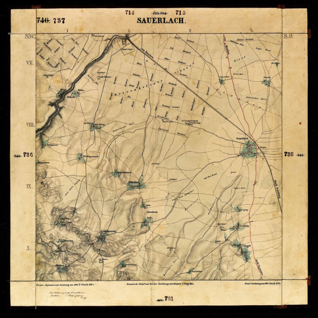 Alte detaillierte Karte von Sauerlach, Deutschland, mit Straßen, Gebäuden und Merkmalen auf schwarzem Hintergrund.