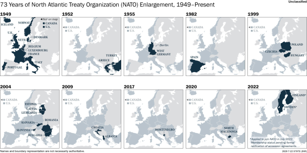 Eine Karte, die die Erweiterung der NATO von 1949 bis heute veranschaulicht, wobei die Regionen nach Jahren der Aufnahme farbcodiert sind.